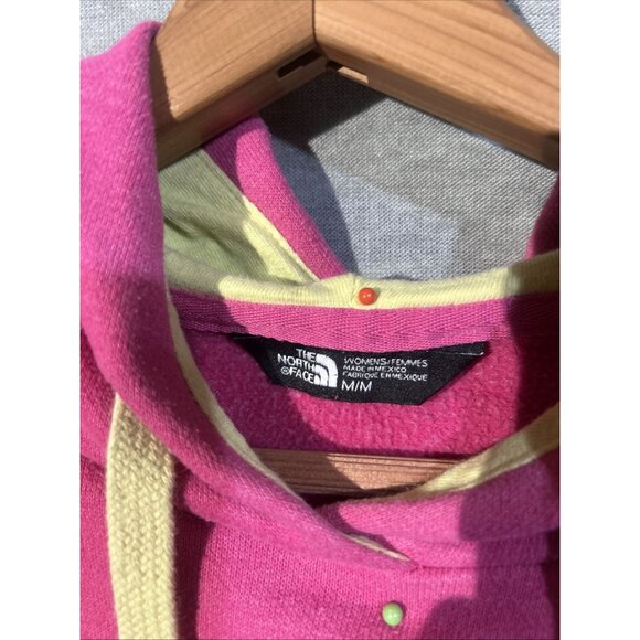 Women's North Face hoodie Size: Medium - Picture 6 of 7